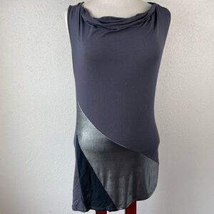 Sleeveless Gray Silver and Black Top Size M EUC